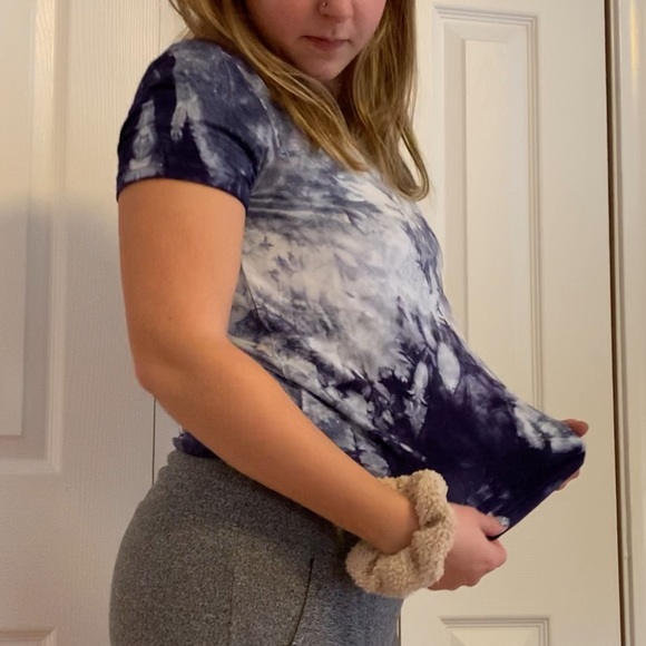 Aerie blue tie-dye Tee Women’s S - Picture 3 of 5